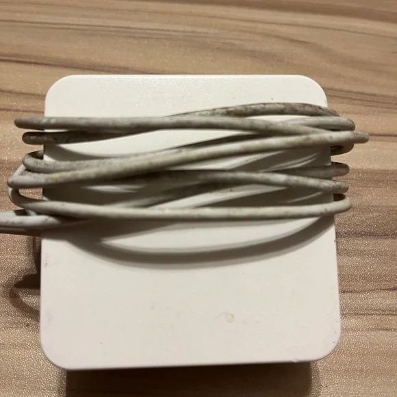 Computer Charger - Picture 4 of 16